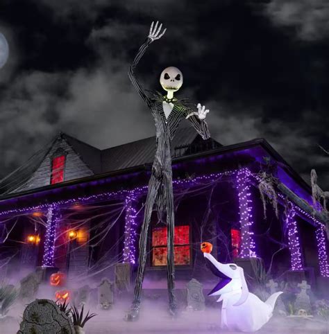 You Can Get A 13-Foot Jack Skellington Animatronic For Halloween and It's Simply Meant To Be