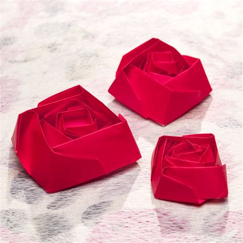 Origami Rose | Free Craft Project | MAKEetc.com