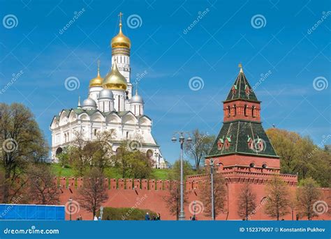 Cathedrals in the Moscow Kremlin Editorial Photography - Image of ...