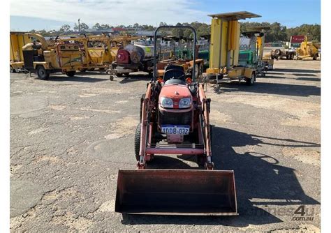 Used Kubota B2320 4WD Tractors 0-79hp in , - Listed on Machines4u