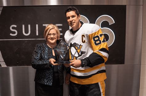 Penguins Awards: Sidney Crosby Wins MVP & Player's Player Award | Pittsburgh Hockey Now