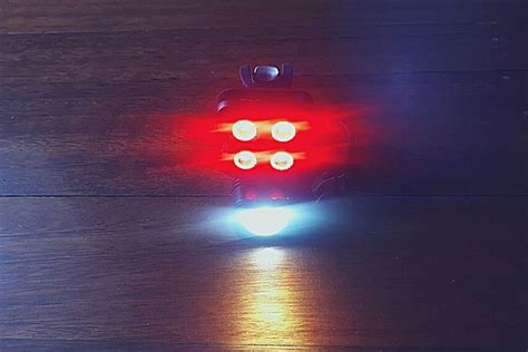 21 Best Bike Lights for Commuting at Night [2023 REVIEW]