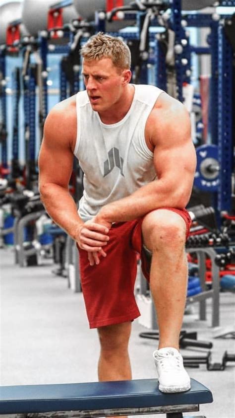 Pin by Me on SPM- a JJ Watt, NFL | Hot country men, Rugby men, Body building men