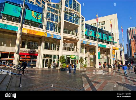 Westlake Center Shopping Mall Seattle Washington USA Stock Photo - Alamy