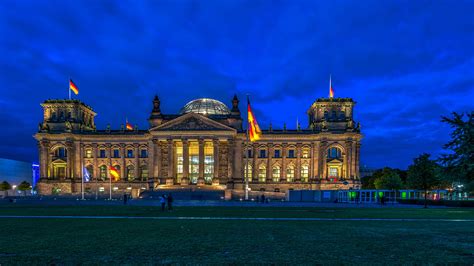 60+ Berlin Sprüche Schön, Der hauptstadtflughafen wird auch noch fertig.