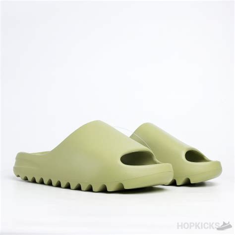 Yeezy slide Glow Green