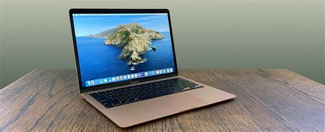 MacBook Air 2020 review. The best MacBook with Magic Keyboard