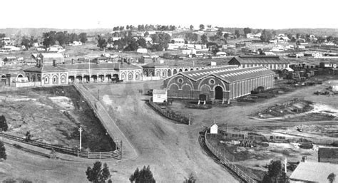 Bendigo Railway station (back in the day!) | Australia history, Old photos, Bendigo