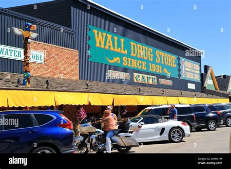 Wall Drug Store Stock Photo - Alamy