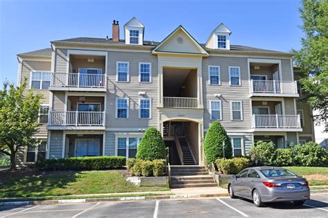 Summerhouse Woodbridge VA Condo For Sale - Claudia S. Nelson