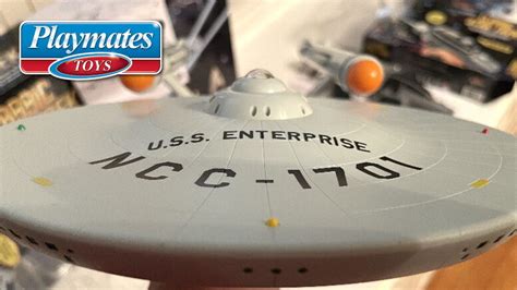 Review: Playmates Star Trek: TOS Phaser And Enterprise Will Make You ...