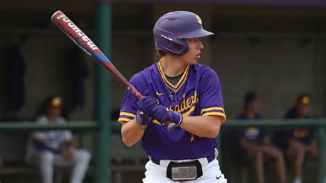 Drake Gaines - Baseball - University of Mary Hardin-Baylor Athletics