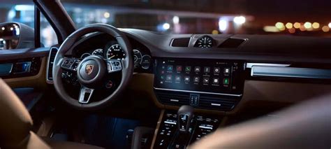 2023 Porsche Cayenne Interior | Porsche Kansas City