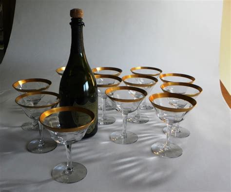 Gold Rimmed Champagne Coupe Glasses – Set of 12 – Haute Juice