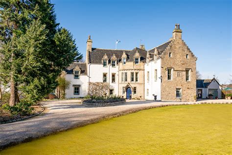 >£1m Elgin, SCOTLAND. Listed 16th Century Property For Sale - Castleist