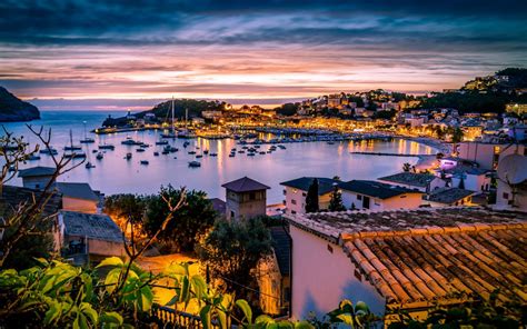 Port De Soller, Mallorca, Mediterranean Sea, yachts, sunset, evening ...