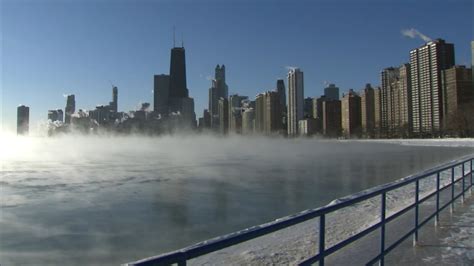 Steam rises off Lake Michigan in Chicago on 2nd day of record-breaking cold - ABC7 Chicago