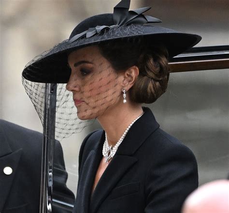 Queen’s funeral: Kate Middleton chose Alexandar McQueen for her attire - The Asian Mirror