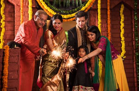 3,000+ Indian Family Diwali Stock Photos, Pictures & Royalty-Free Images - iStock