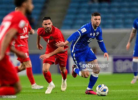 Luciano Vietto of Saudi Arabias Al Hilal Saudi FC and Ahmad... News Photo - Getty Images