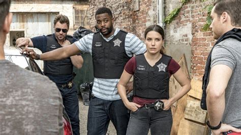 Showrunner: New 'Chicago P.D.' season to be more socially charged - Chicago Tribune