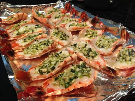 Make a Food Wish: Recipe - Butterfly shrimp with garlic and parsley!