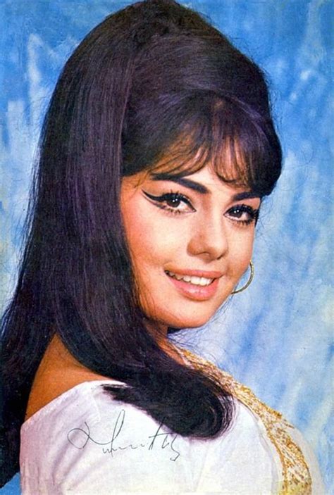 mumtaz | Bollywood hairstyles, Beautiful bollywood actress, Vintage ...