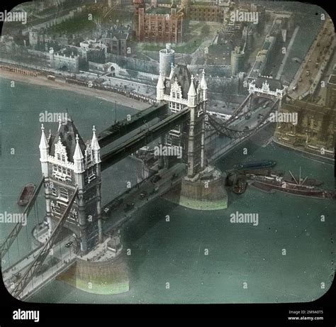 Aerial view of Tower Bridge Stock Photo - Alamy