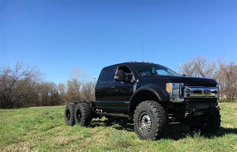 Severe Duty Ford Super Duty F-550 6x6 Is A Military Grade Machine