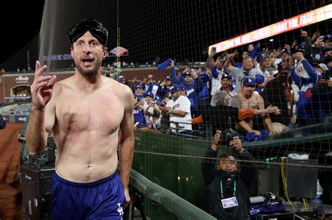 Dodgers – Giants: Max Scherzer shirtless is back again after Game 5