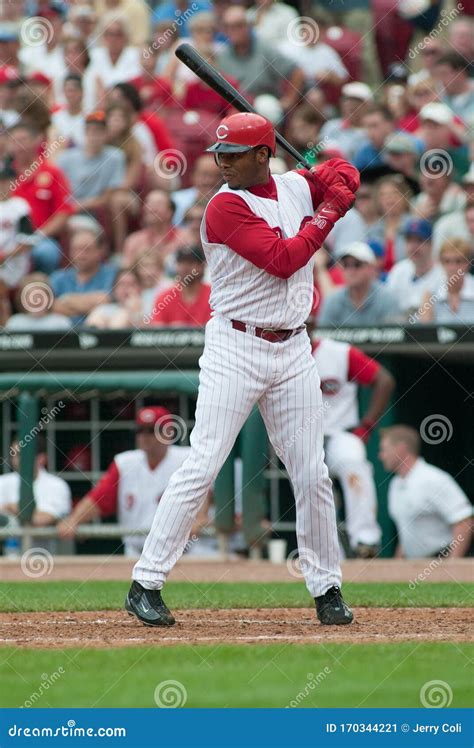 Ken Griffey, Jr. editorial photo. Image of baseball - 170344221