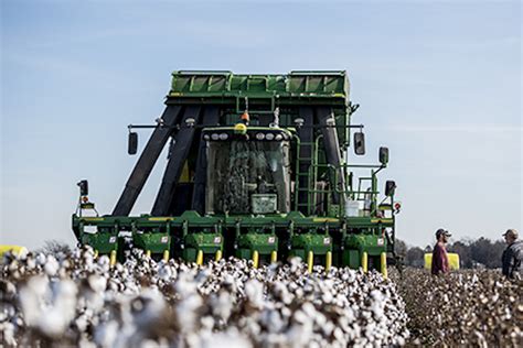 Sales of US cotton-harvesting machinery to China increase by 4,000 percent – Robotics ...