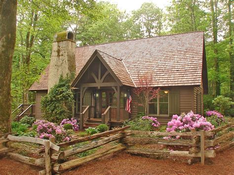 Cabins - Mountainworks Custom Home Design in Cashiers, NC | Small log cabin, Log cabin homes ...