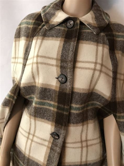 Vintage Wool Ladies Cape Johnson Woolen Mills Vermont Fabulous