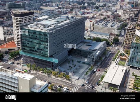 LOS ANGELES - APRIL 22: Caltrans District 7 Headquarters building on ...