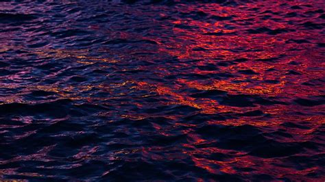 Download wallpaper 2048x1152 water, surface, ripples, waves, gleam ...