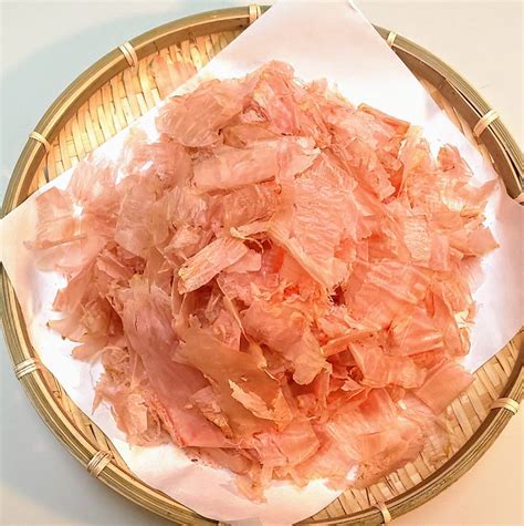 (Bulk) Tenpaku Extra Large and Moisty Hana katsuobushi Bonito Flakes, 500g Japan's Best to You