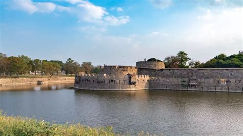 Vellore Fort | Vellore | Tamil Nadu Tourism