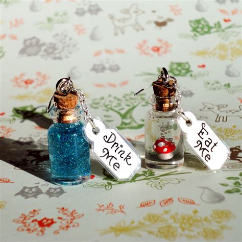 YellerCrakka Charms | Alice in Wonderland Eat Me and Drink Me Earrings ...