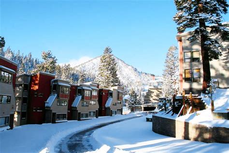 Mammoth Lakes Cabins & Condos from $142 | HomeToGo