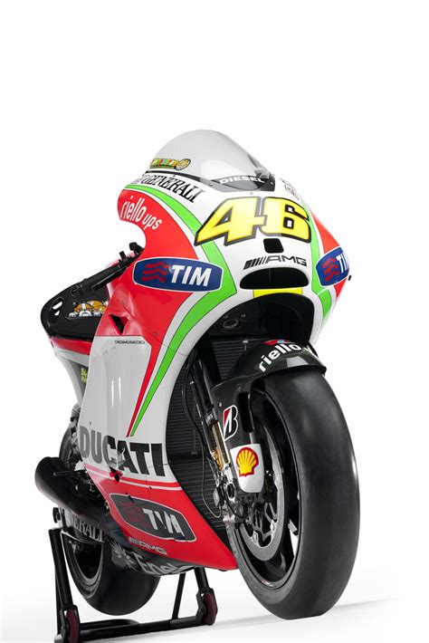 Ducati Desmosedici GP12 Technical Specifications and Development Video - Asphalt & Rubber