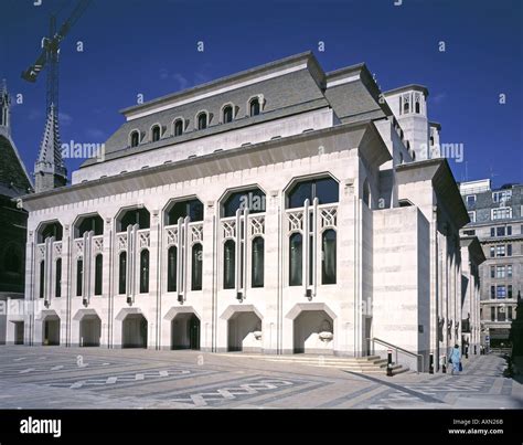 GUILDHALL ART GALLERY Stock Photo - Alamy