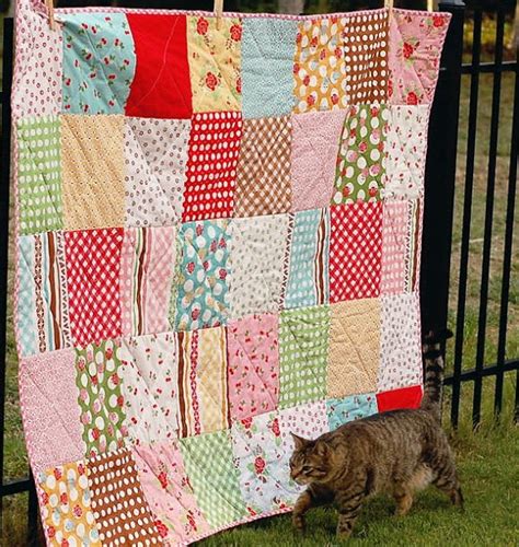 Easy Peasy Picnic Quilt | FaveQuilts.com