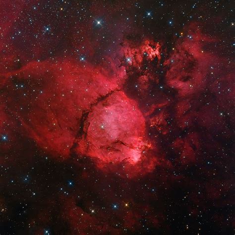 Skywatchers Find Striking View Deep in the Heart Nebula | Space