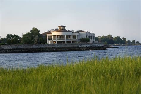 Glen Island Harbour Club Waterfront Wedding Venue NY