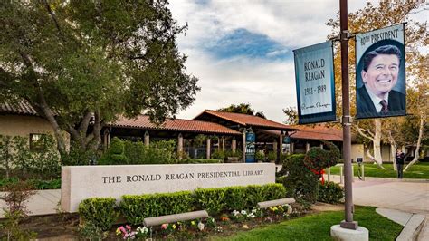 Take a tour of the Ronald Reagan Presidential Library and museum