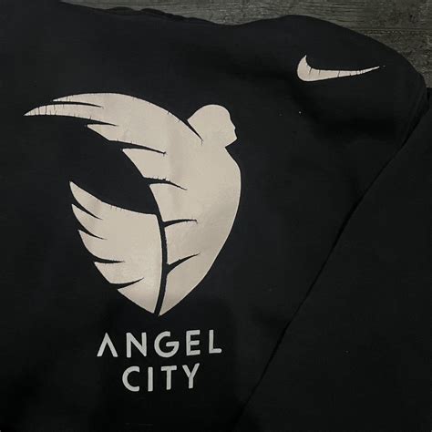 NIKE Angel City Fc Hoodie Perfect Fit Hardly worn - Depop