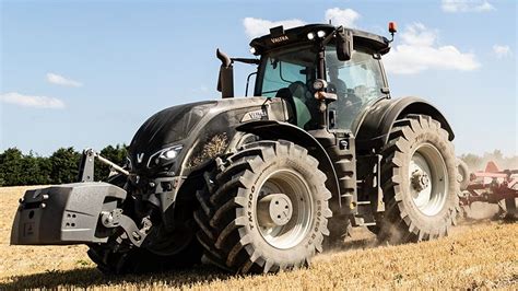 VALTRA S SERIES TRACTOR – Swaine Agri