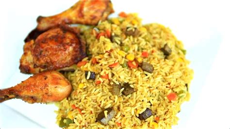 HOW TO MAKE NIGERIAN FRIED RICE - YouTube