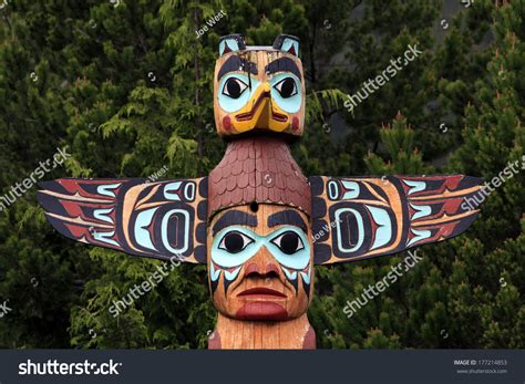 Totem Pole In Alaska Stock Photo 177214853 : Shutterstock